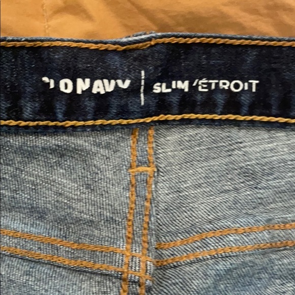 MENS OLD NAVY LIGHT RIP JEANS 33X32 - Picture 3 of 6